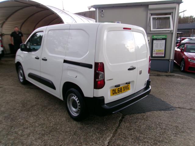 2019 Vauxhall Combo Cargo 2000 1.6 Turbo D 100Ps H1 Edition Van (DL68XVG) Image 4
